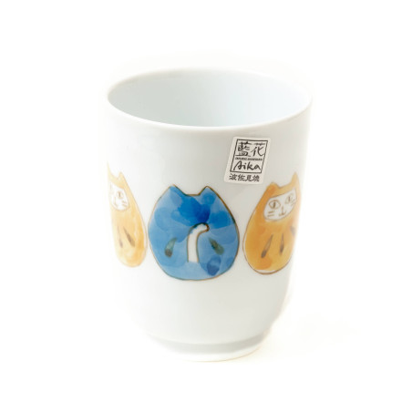 Japanese tea cup / cats